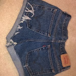 Levi 550 shorts!